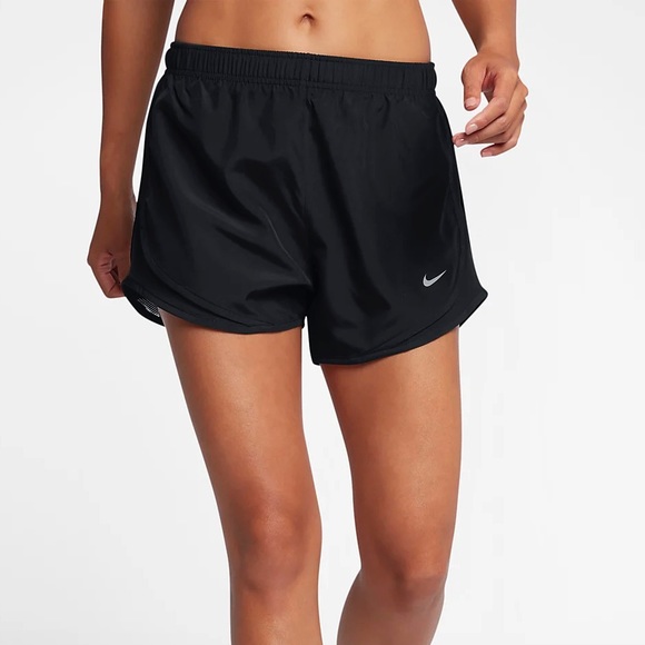Nike shorts - Picture 2 of 6